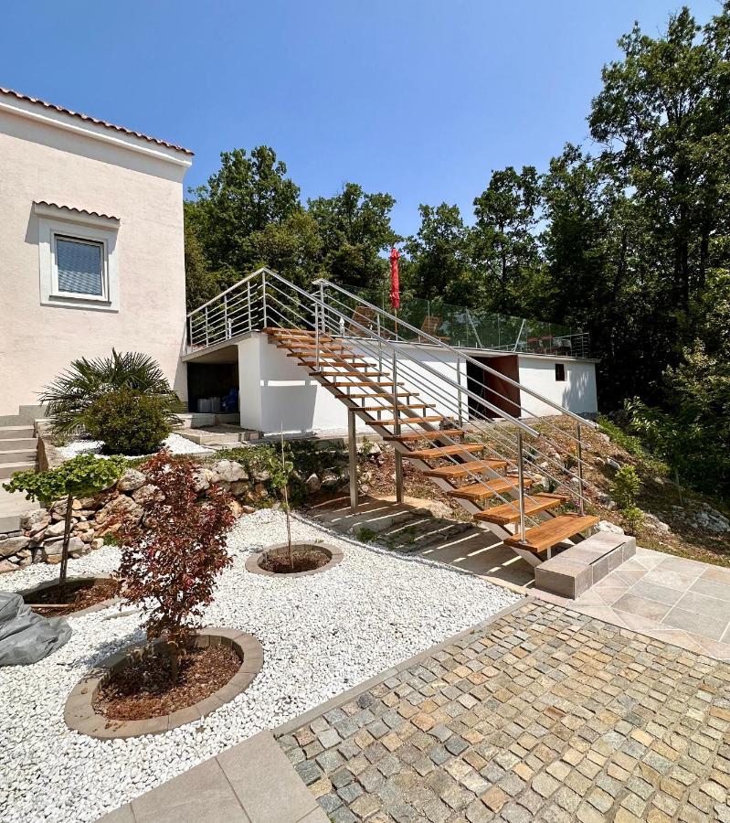 Dreamtime - One Badroom And 1 Livingroom Apartment Veprinac Exterior photo